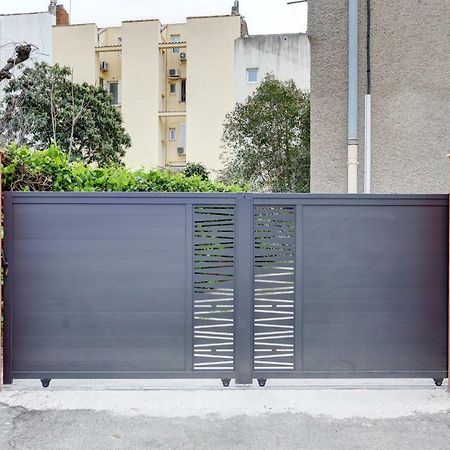 L'Amandine ,45 M2 Terrasse Et Garage Centre Ville Saint-Raphael (Var) Exterior foto