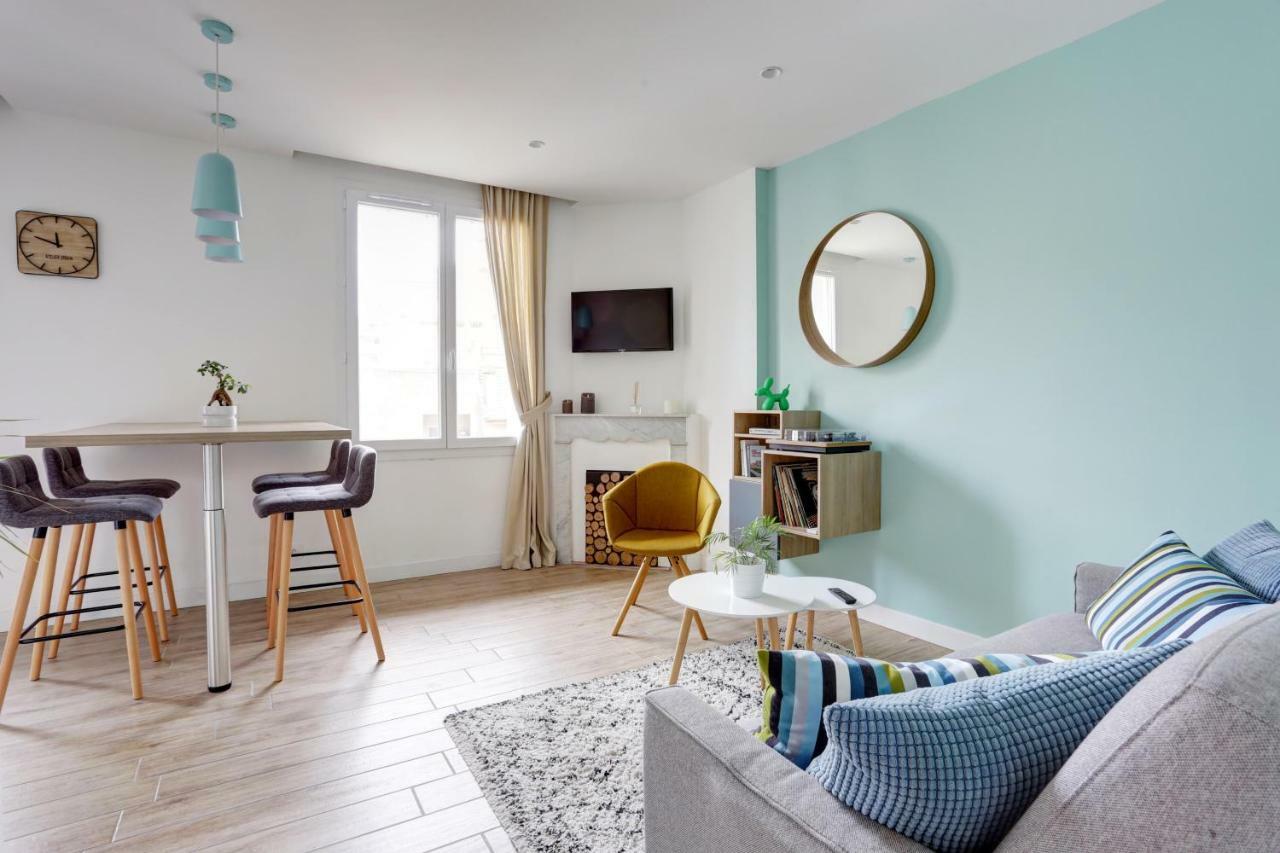 L'Amandine ,45 M2 Terrasse Et Garage Centre Ville Saint-Raphael (Var) Exterior foto